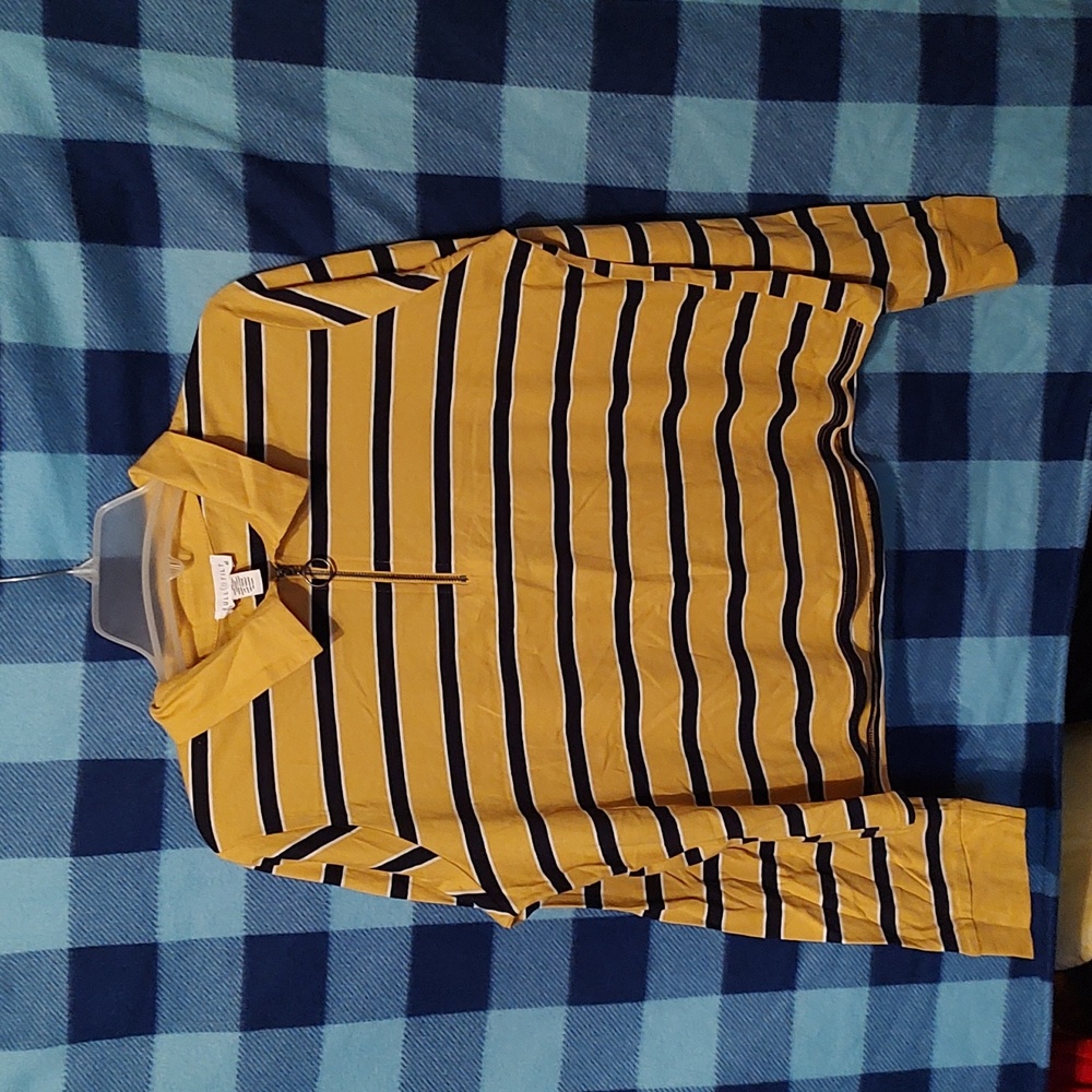 Full Tilt Gold & Navy Cropped Quarter Zip Shirt
